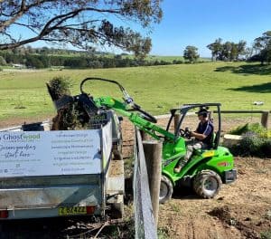 Avant 423 Compact Mini Loader for landscaping