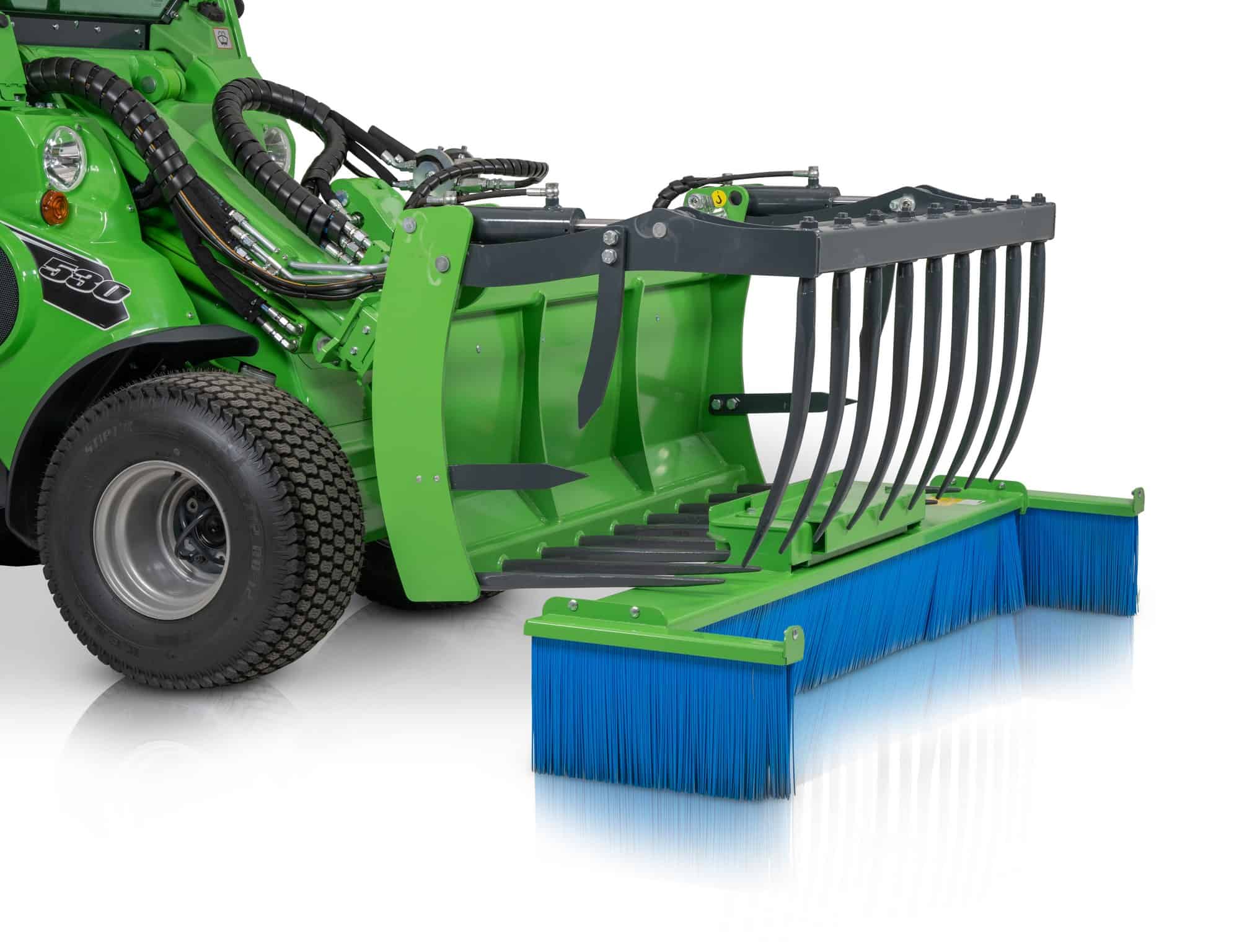 PUSH BROOM ATTACHMENT FOR AVANT COMPACT MINI LOADER