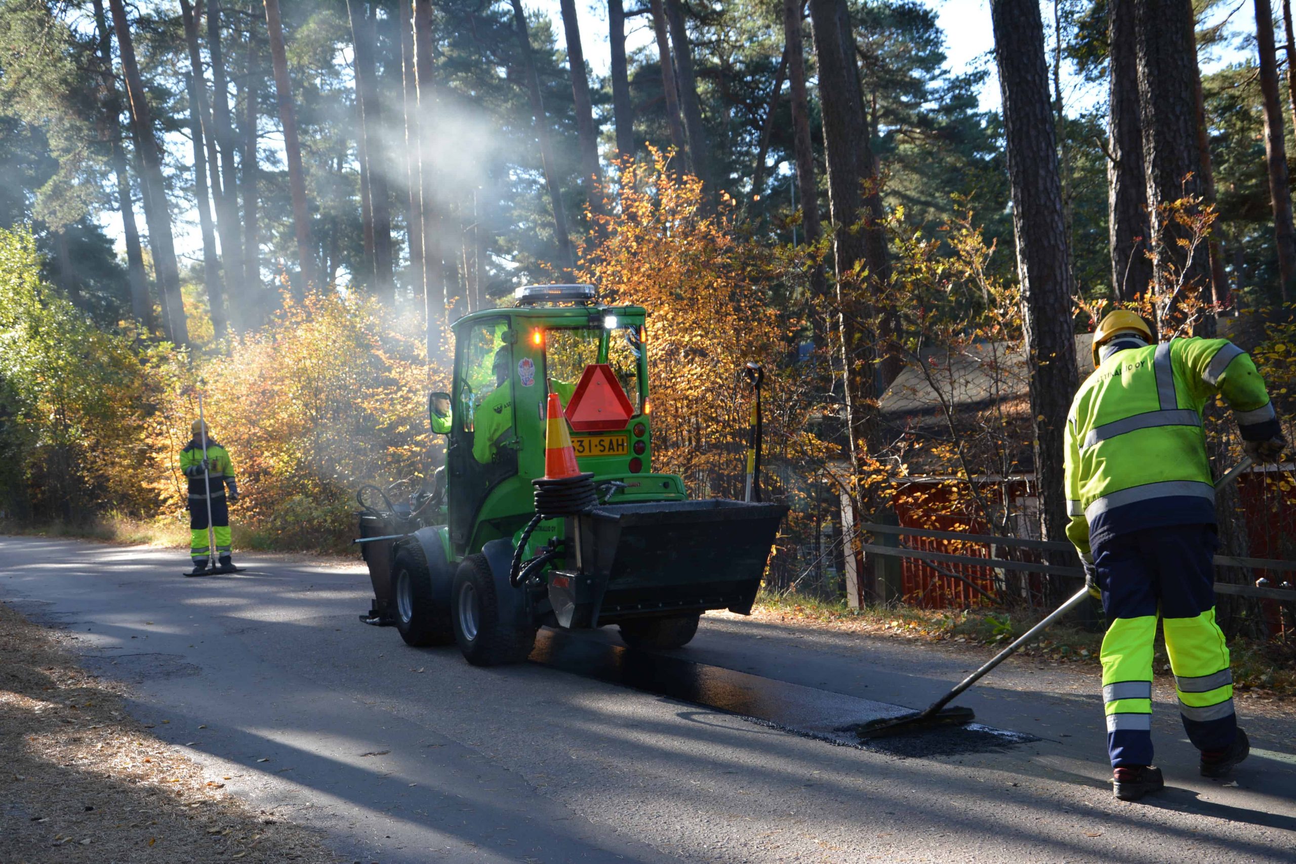 The Green Heroes of the Road